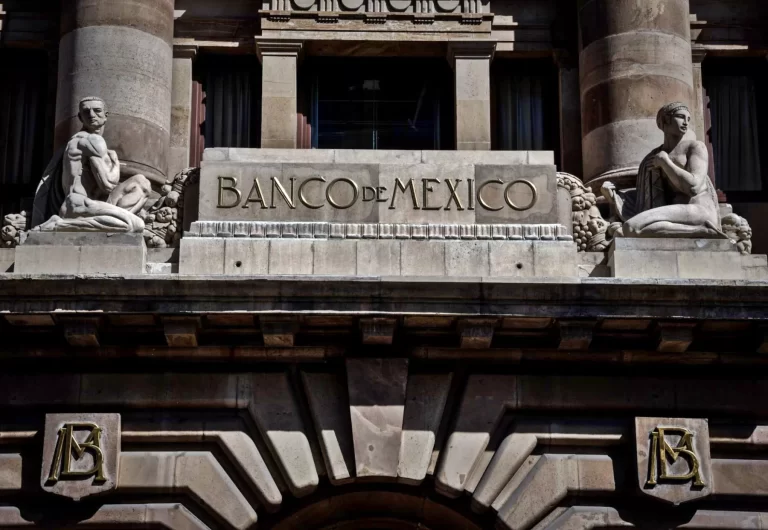 Banxico reduce tasa de interés